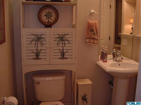 449 Millbrook St, Hanford, CA 93230 photo 7