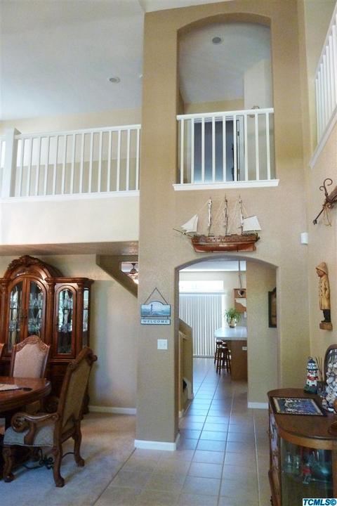 2739 E Seeger Ct, Visalia, CA 93292 photo 2