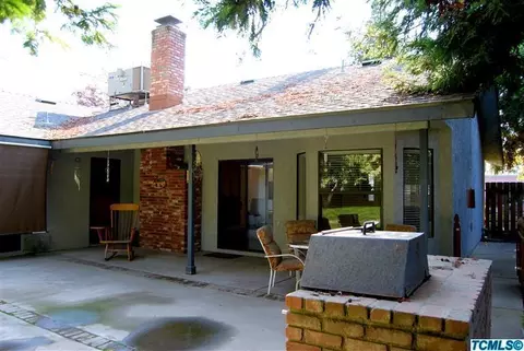 1930 E Paradise Ave, Visalia, CA 93292 photo 10