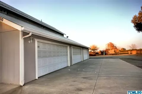 300 W Glaze Ave, Exeter, CA 93221 photo 35