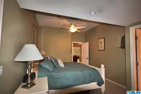300 W Glaze Ave, Exeter, CA 93221 photo 17