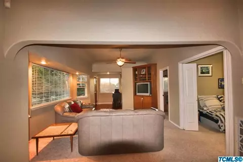 300 W Glaze Ave, Exeter, CA 93221 photo 21