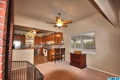 300 W Glaze Ave, Exeter, CA 93221 photo 19