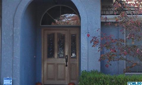 2217 N Thomas Ct, Visalia, CA 93292 photo 3