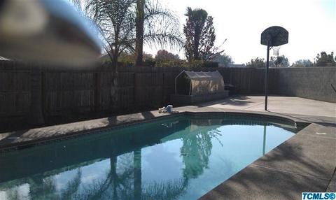 2217 N Thomas Ct, Visalia, CA 93292 photo 4