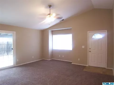 231 S Belmont Rd, Exeter, CA 93221 photo 2