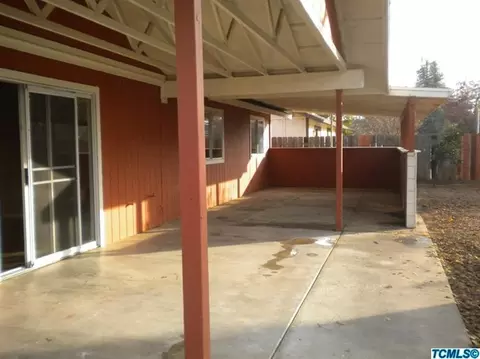 1889 Cassidy St, Tulare, CA 93274 photo 11