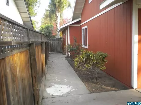 1889 Cassidy St, Tulare, CA 93274 photo 12