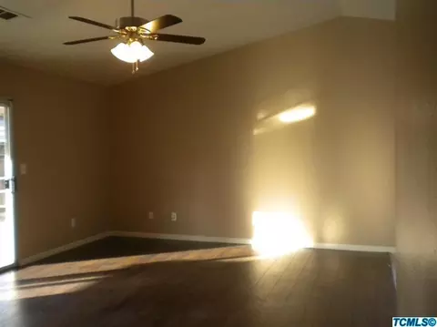 1889 Cassidy St, Tulare, CA 93274 photo 10