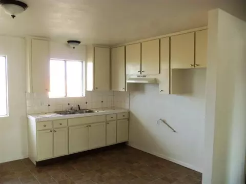 16542 N N, Huron, CA 93234 photo 2