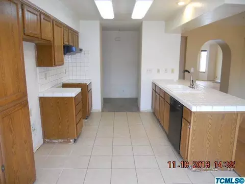 152 Devon Dr, Lemoore, CA 93245 photo 5