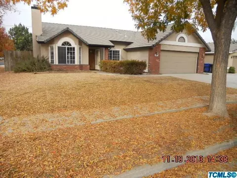 152 Devon Dr, Lemoore, CA 93245 photo 1