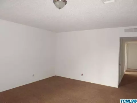 14062 Walnut St, Armona, CA 93202 photo 6