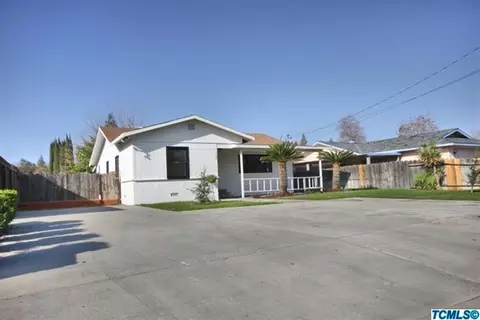 706 S Quince Ave, Exeter, CA 93221 photo 2