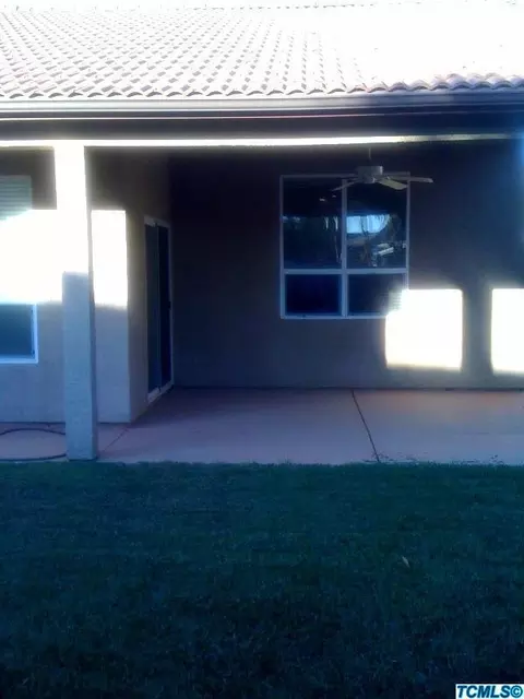 1327 E Mesa Ct, Visalia, CA 93292 photo 4