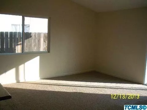 2255 E Arlen Ave, Visalia, CA 93292 photo 3