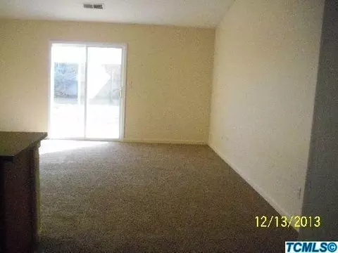 2255 E Arlen Ave, Visalia, CA 93292 photo 4