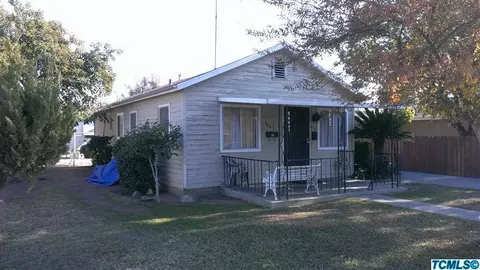 914 J St, Sanger, CA 93657 photo 2