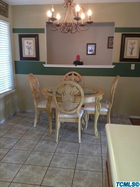 236 E Adell St, Madera, CA 93638 photo 4