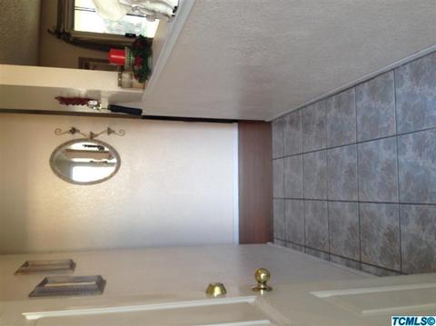 236 E Adell St, Madera, CA 93638 photo 5