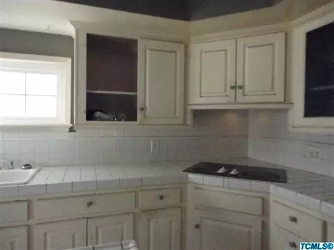 714 Letts Ave, Corcoran, CA 93212 photo 6