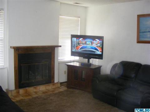 1473 E Millard Way, Dinuba, CA 93618 photo 5
