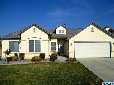 1592 Fireside Way, Lemoore, CA 93245 photo 1