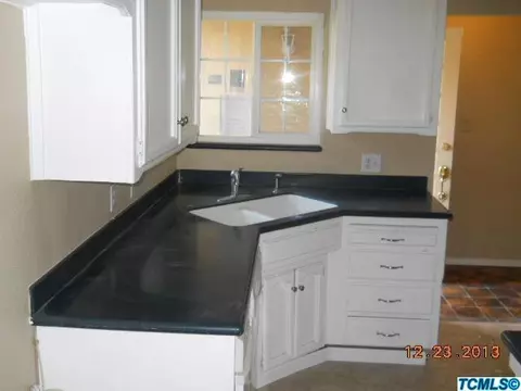 1901 E Mary Ave, Visalia, CA 93292 photo 14