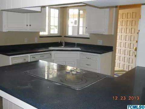 1901 E Mary Ave, Visalia, CA 93292 photo 13
