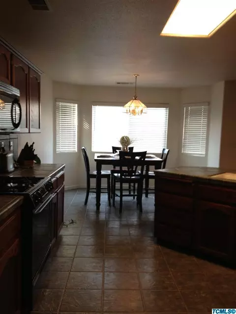 2626 E Cherry Ave, Visalia, CA 93292 photo 11