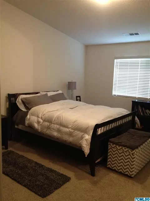 2626 E Cherry Ave, Visalia, CA 93292 photo 13