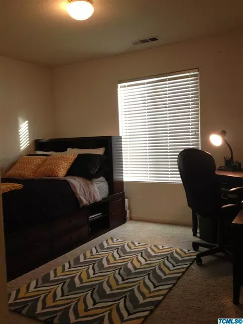 2626 E Cherry Ave, Visalia, CA 93292 photo 18