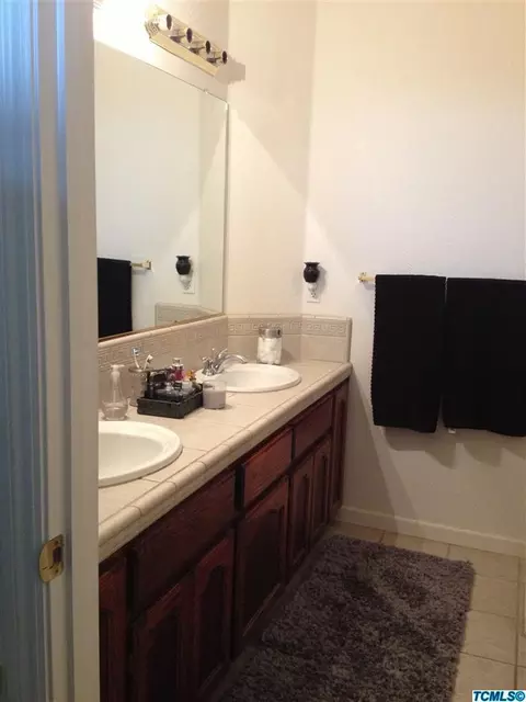 2626 E Cherry Ave, Visalia, CA 93292 photo 15