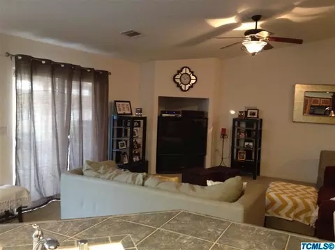 2626 E Cherry Ave, Visalia, CA 93292 photo 9