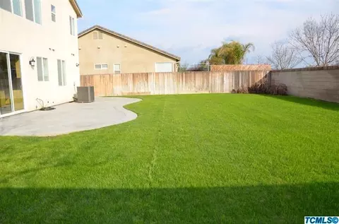 211 E Reese Ave, Visalia, CA 93277 photo 43