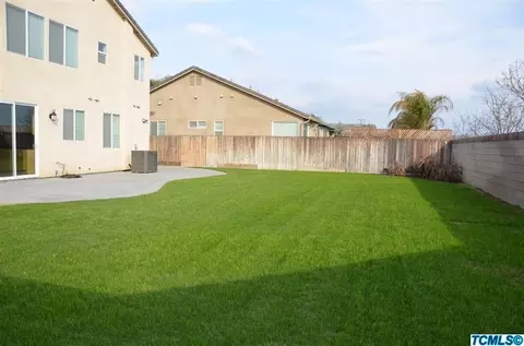 211 E Reese Ave, Visalia, CA 93277 photo 41