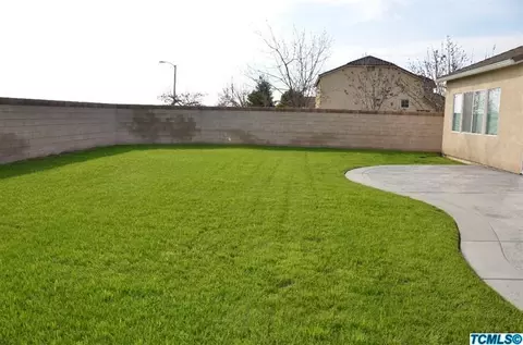 211 E Reese Ave, Visalia, CA 93277 photo 36