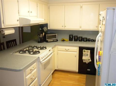 2209 S Memory St, Visalia, CA 93277 photo 6