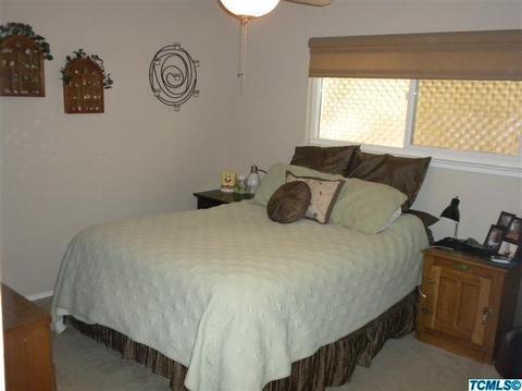 2209 S Memory St, Visalia, CA 93277 photo 9