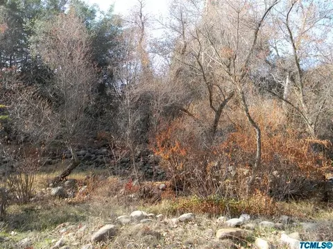 40676 Old Three Rivers Rd, Three Rivers, CA 93271 photo 6