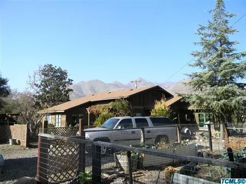 40676 Old Three Rivers Rd, Three Rivers, CA 93271 photo 4