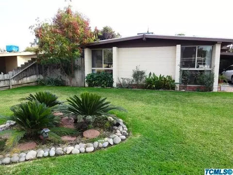 202 Plum St, Exeter, CA 93221 photo 1