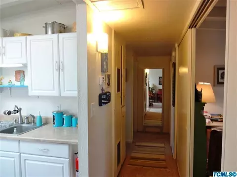 202 Plum St, Exeter, CA 93221 photo 5