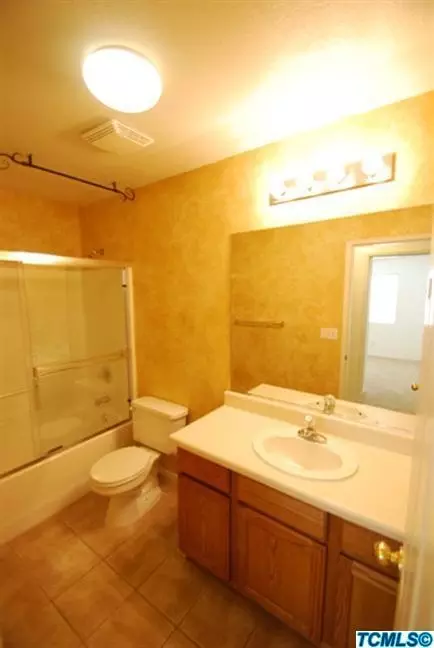 3912 E Oak Ave, Visalia, CA 93292 photo 20