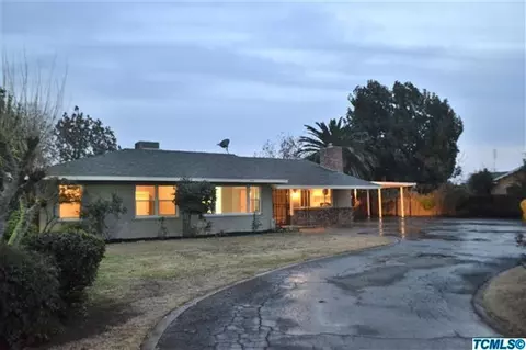 1920 E Mountain View Way, Dinuba, CA 93618 photo 1