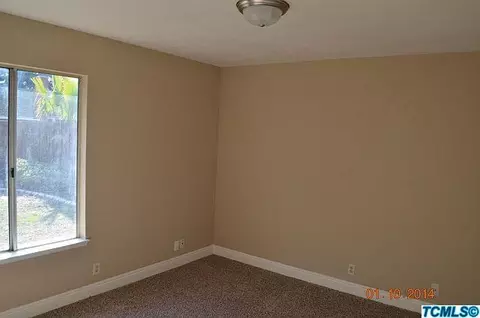 1819 E College Ct, Visalia, CA 93292 photo 8