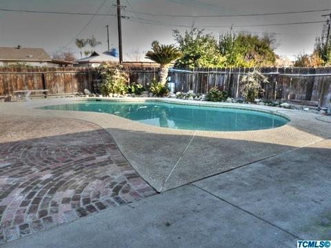 1576 E Sequoia Ave, Tulare, CA 93274 photo 8