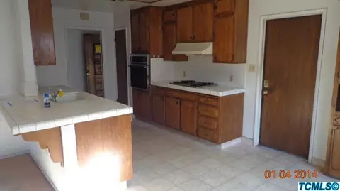 1385 S Riverview Ave, Reedley, CA 93654 photo 3