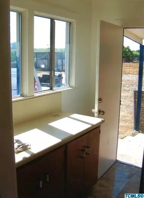15285 Ave 328, Ivanhoe, CA 93235 photo 4