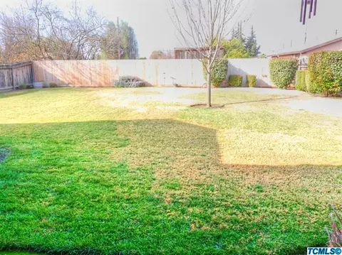 1317 N Simon Ct, Visalia, CA 93292 photo 16